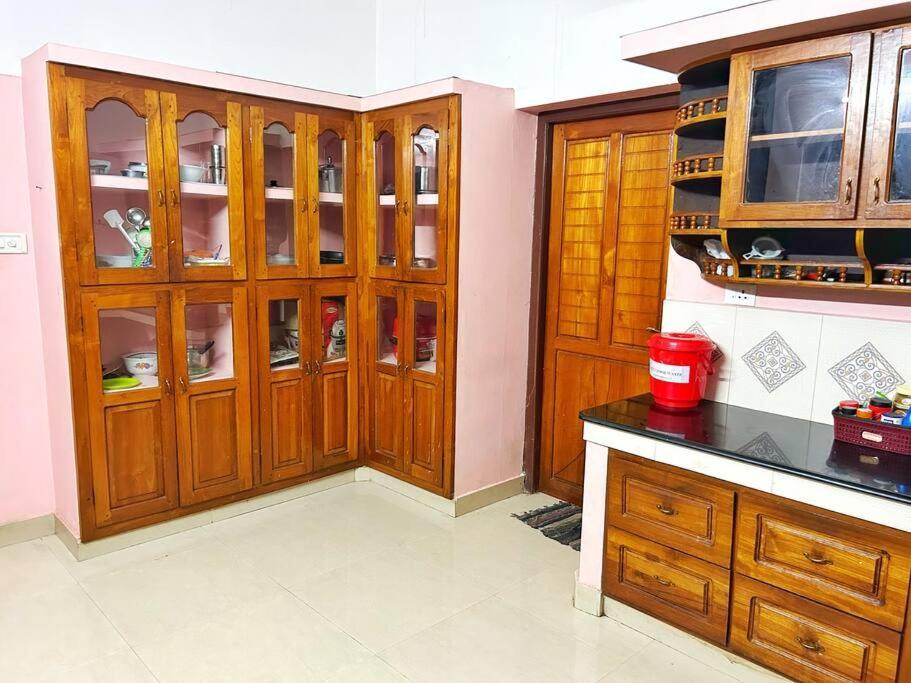 טריואנדרום La Casa Trivandrum 4 Bhk Ac Luxury Villa At City Centre, Just 6 Kms To Airport מראה חיצוני תמונה