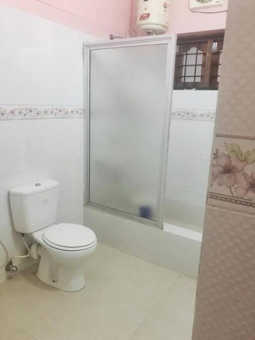 טריואנדרום La Casa Trivandrum 4 Bhk Ac Luxury Villa At City Centre, Just 6 Kms To Airport מראה חיצוני תמונה