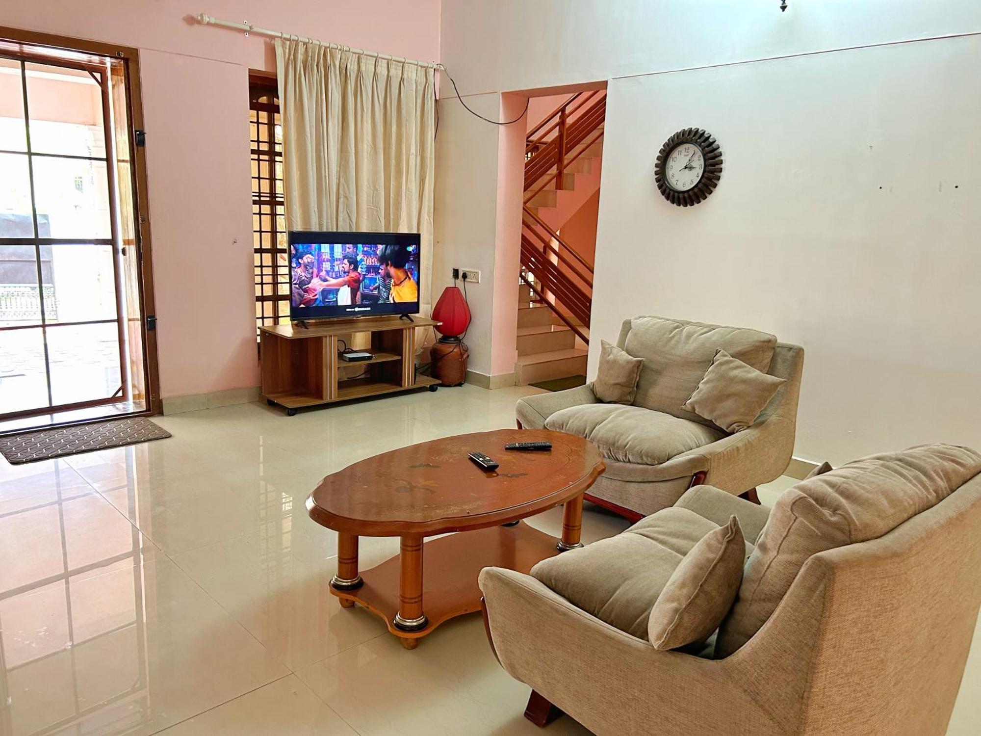 טריואנדרום La Casa Trivandrum 4 Bhk Ac Luxury Villa At City Centre, Just 6 Kms To Airport מראה חיצוני תמונה