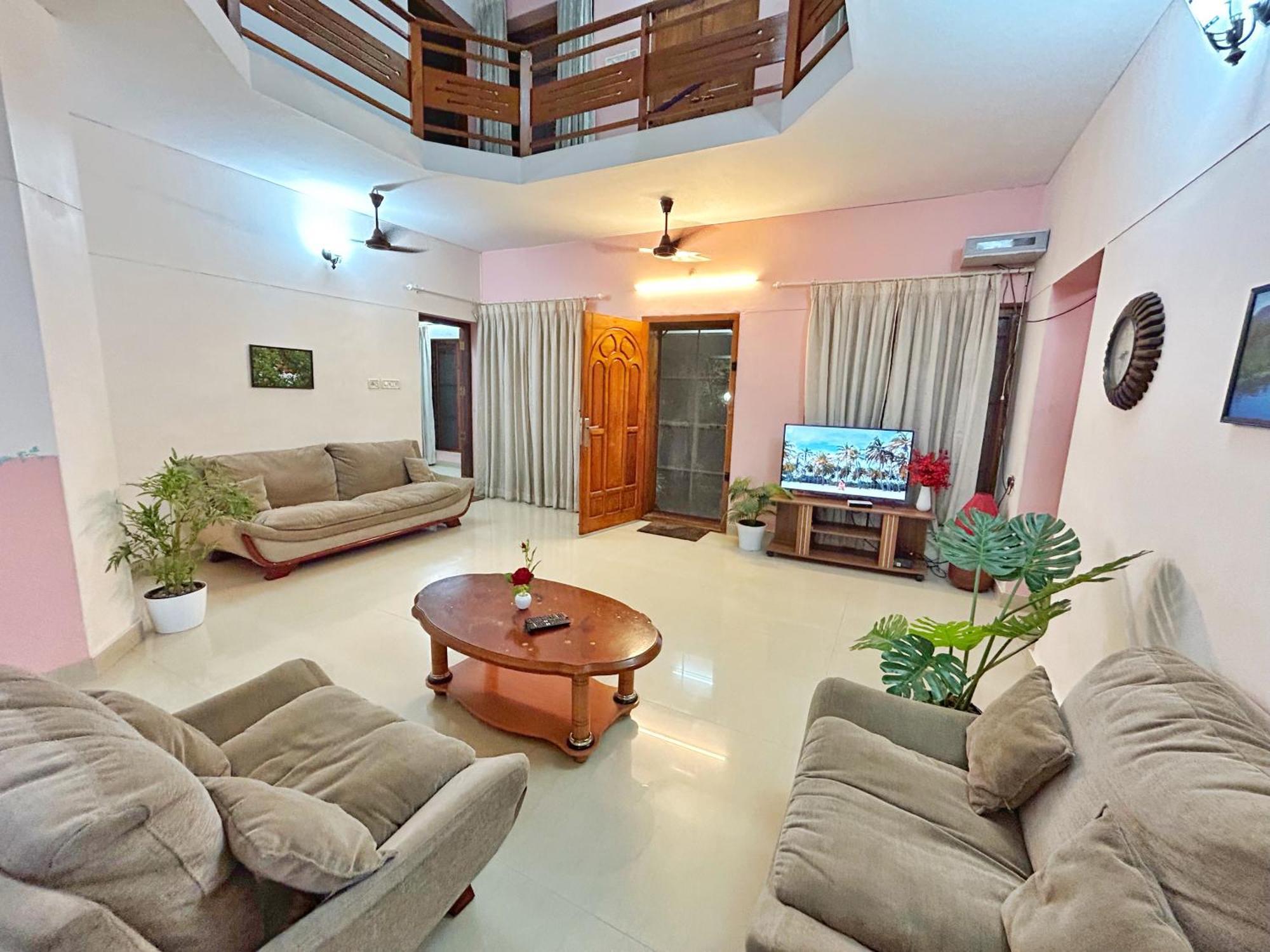 טריואנדרום La Casa Trivandrum 4 Bhk Ac Luxury Villa At City Centre, Just 6 Kms To Airport מראה חיצוני תמונה